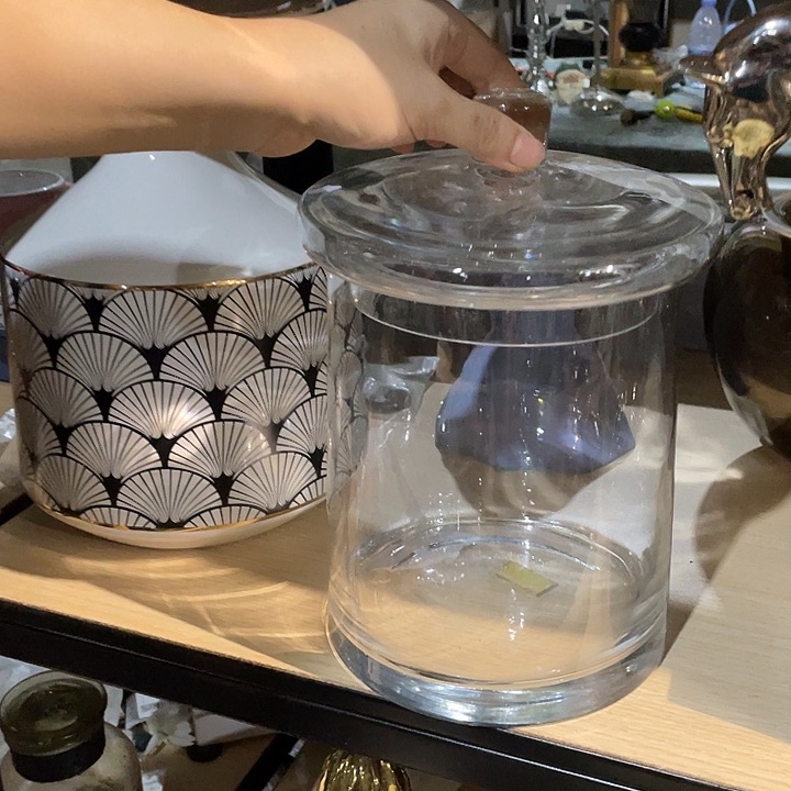 陶瓷花瓶部分（微瑕）