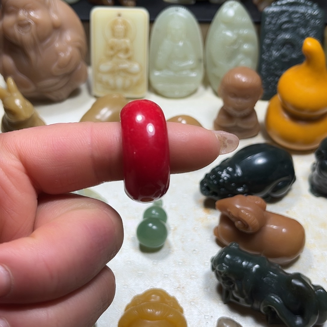 白玉菩提吊坠白玉菩提吊坠
