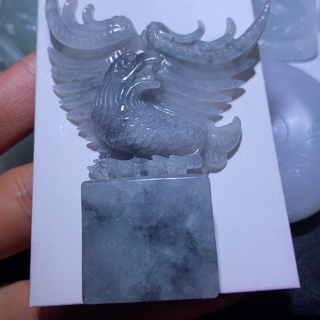 定制翡翠未镶嵌翡翠