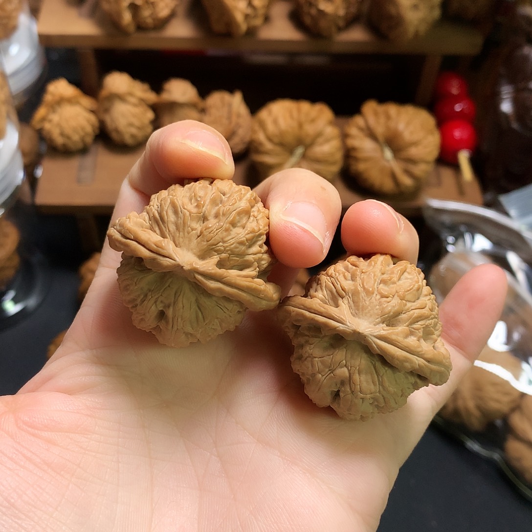把件文玩核桃球白37