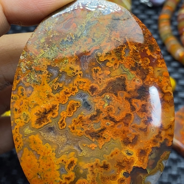 玛瑙/玉髓颈饰未镶嵌过****鱼