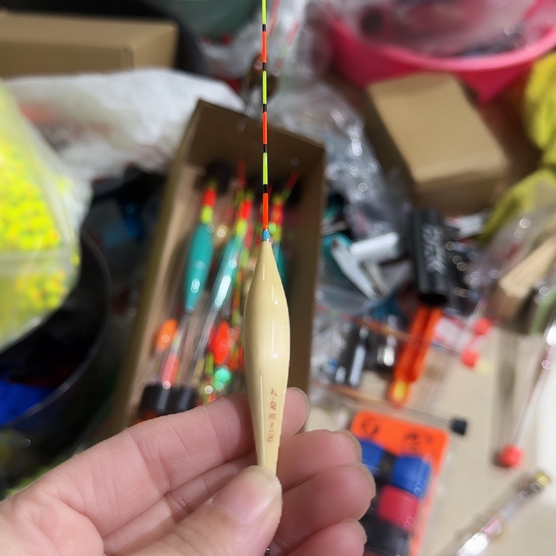 香炉蓝色长漂吃铅1.9 2.2 2.5各一支