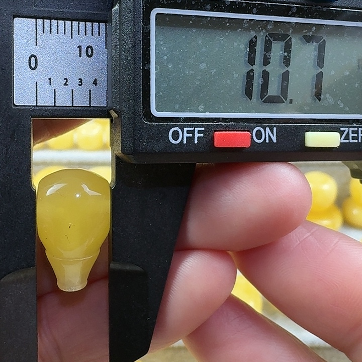 蜜蜡未镶嵌裸石16杂