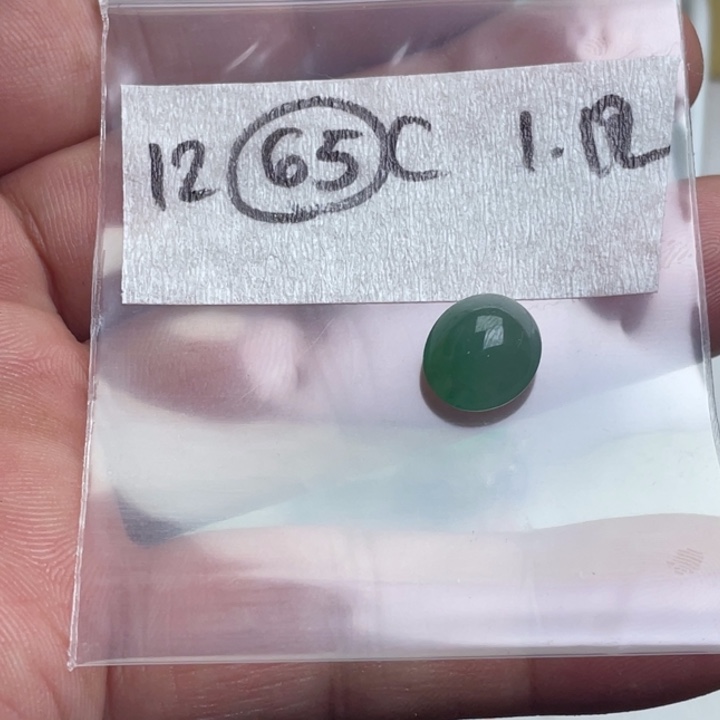 定制翡翠未镶嵌翡翠