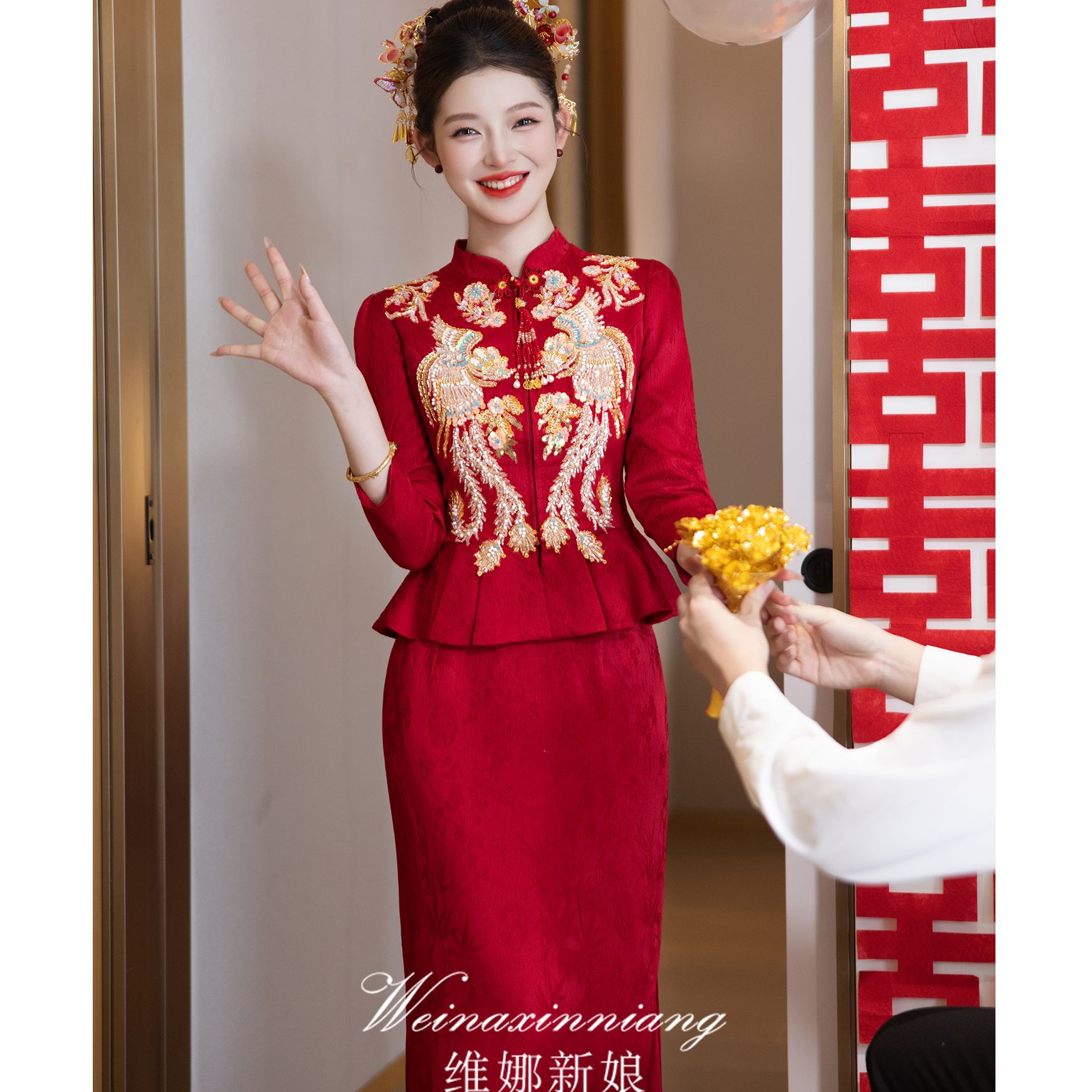 长袖中腰立领七分袖刺绣礼服2025新款新中式婚礼服订婚礼服女