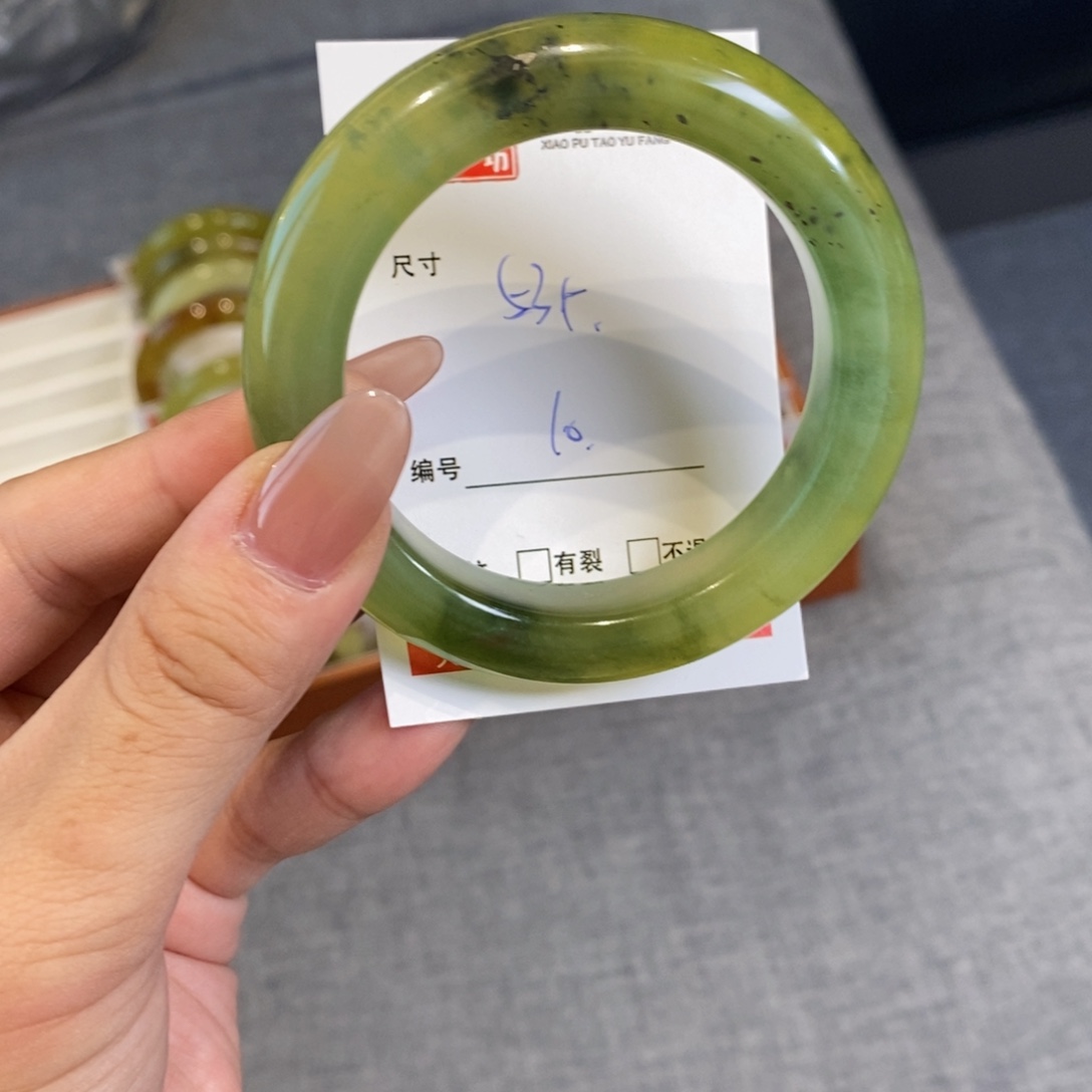 蛇纹石玉未镶嵌岫玉