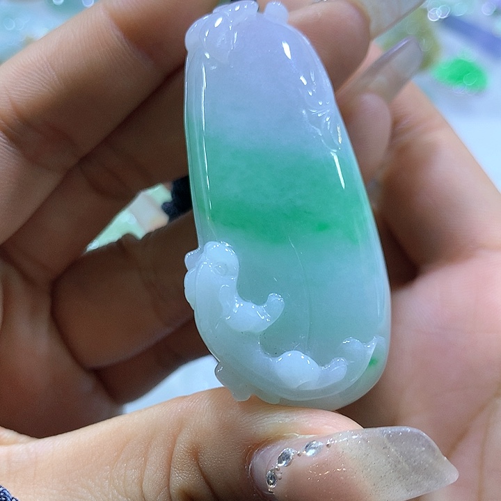 翡翠颈饰未镶嵌天然翡翠A货吊坠