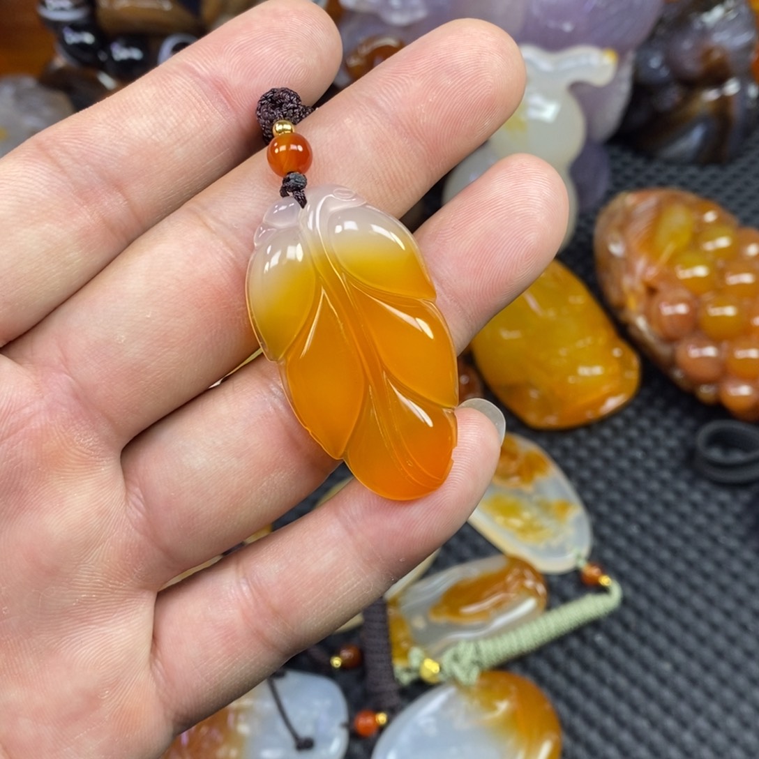 玛瑙/玉髓手把未镶嵌小*椒