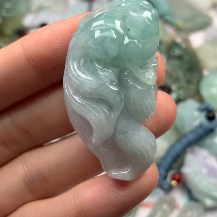 翡翠未镶嵌颈饰翡翠