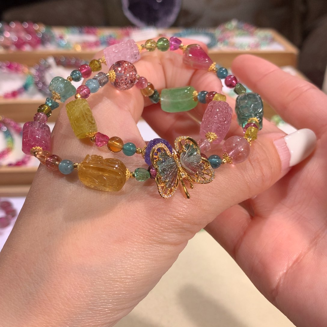 碧玺多样性发货一件未镶嵌