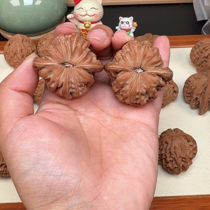 未***负把件文玩核桃全品磨盘42