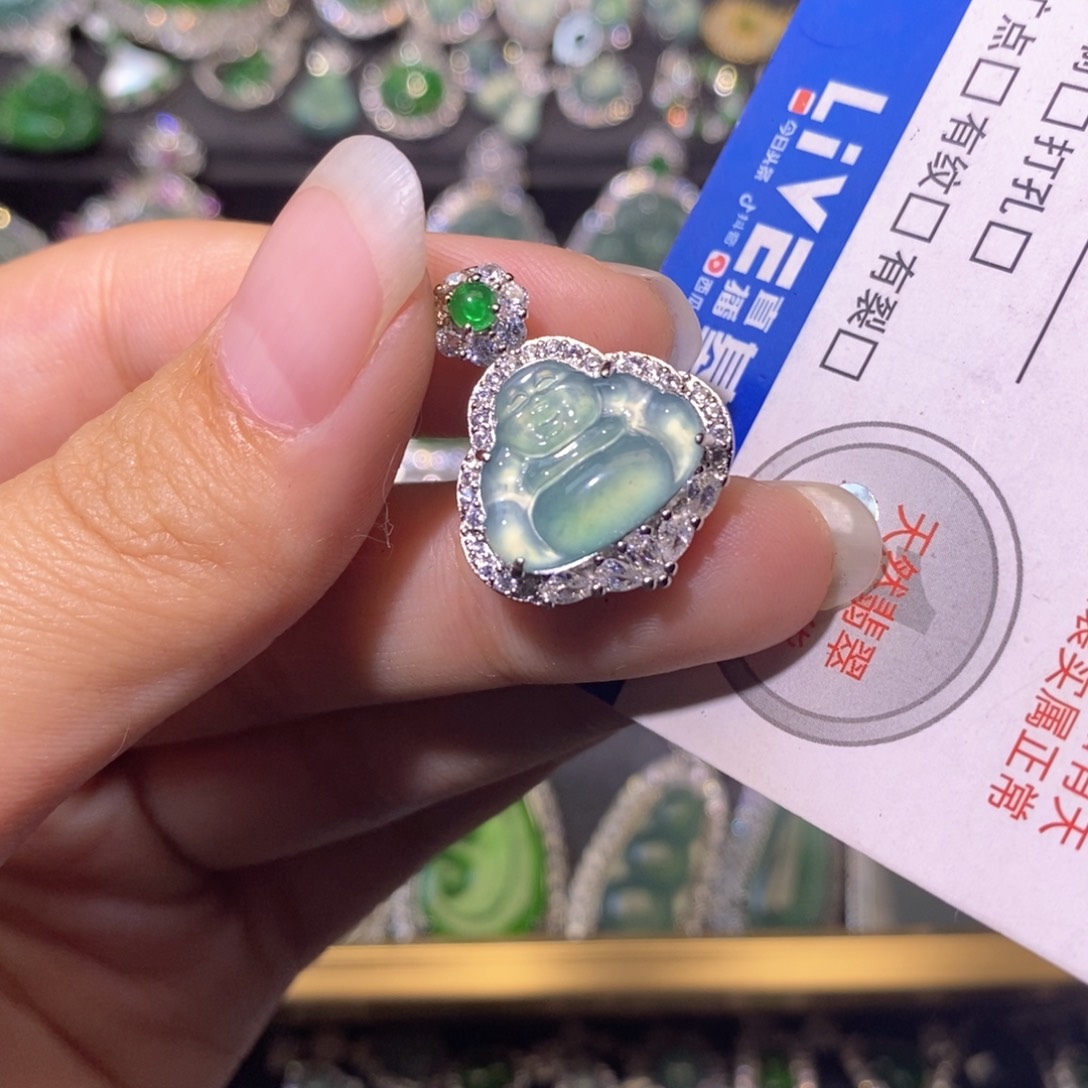 翡翠未镶嵌颈饰天然