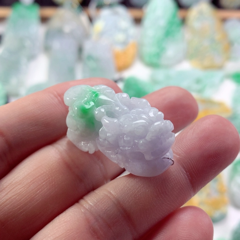 【闪购商品】翡翠吊坠(不含链)未镶嵌
