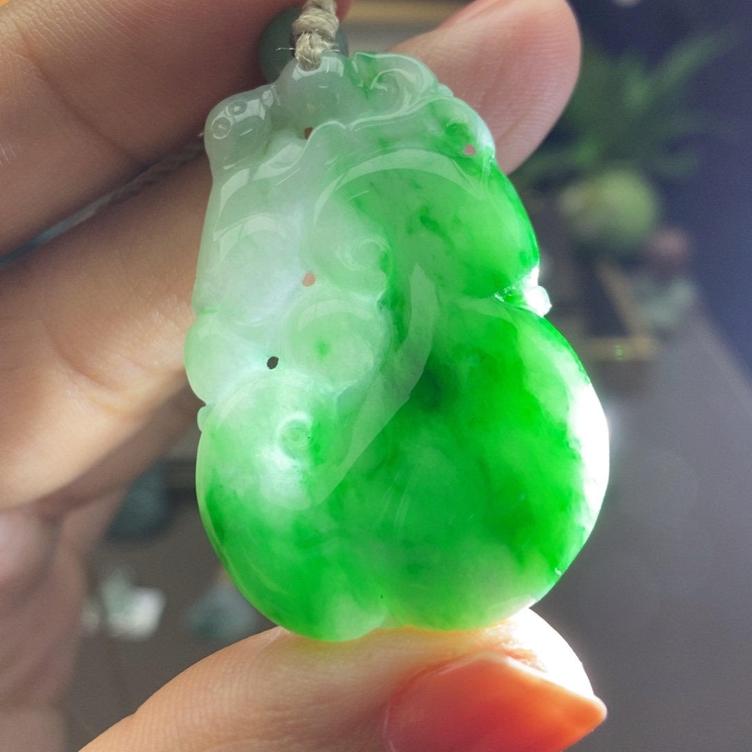 翡翠未镶嵌颈饰吊坠39