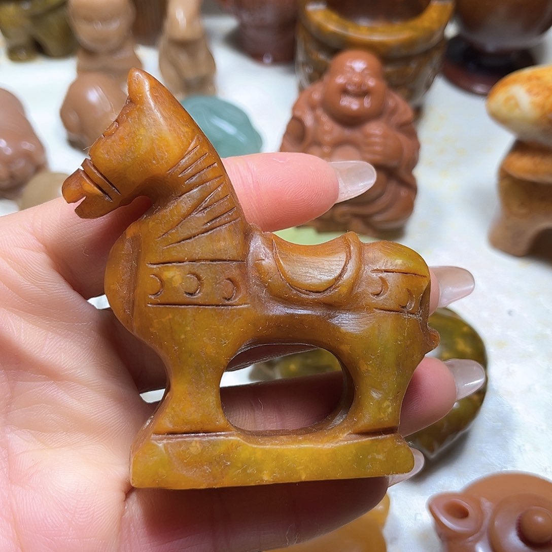 白玉菩提吊坠白玉菩提吊坠