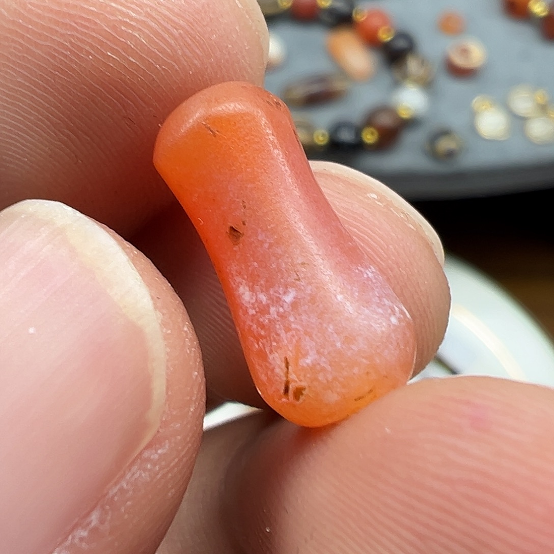 玛瑙/玉髓未镶嵌珠宝半成品x32   15.2×7满沁