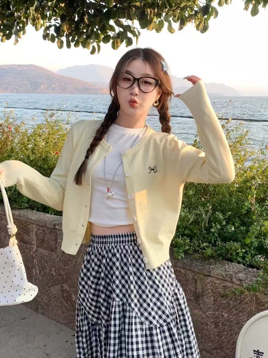 【701-780编码点这里】秋冬高端时尚气质开衫短款毛衣女