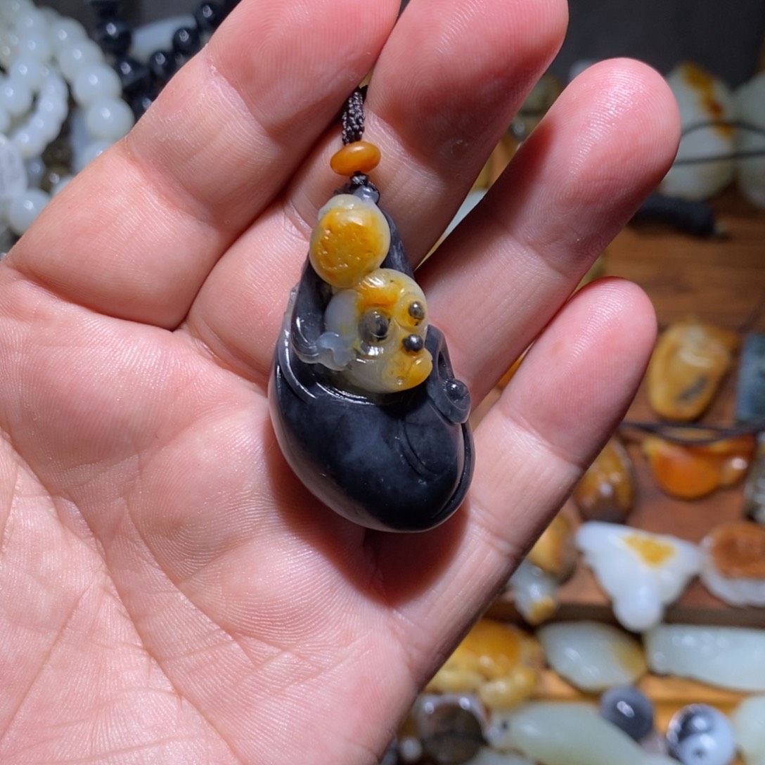 和田玉颈饰未镶嵌新***，