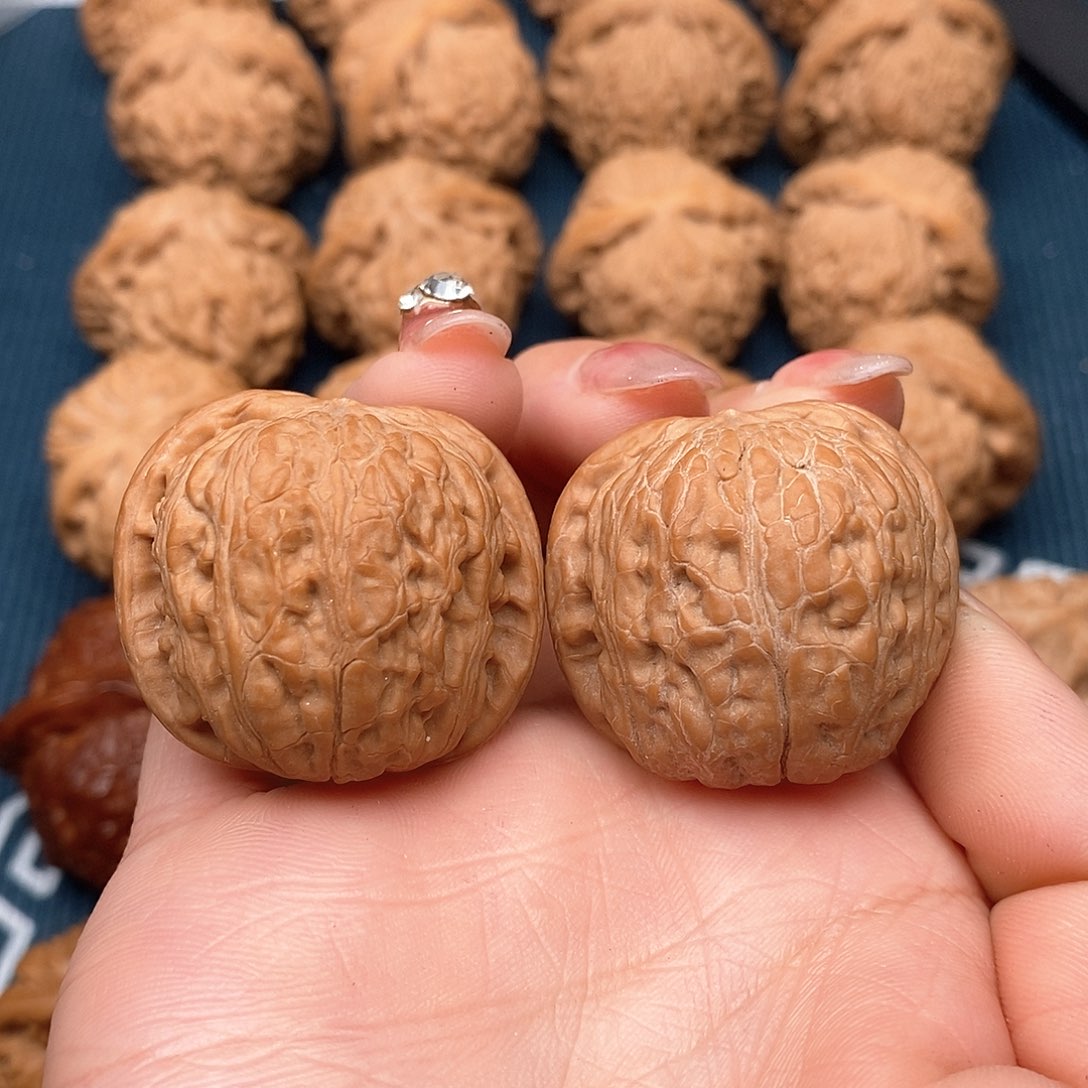 文玩核桃吊坠圣火令35