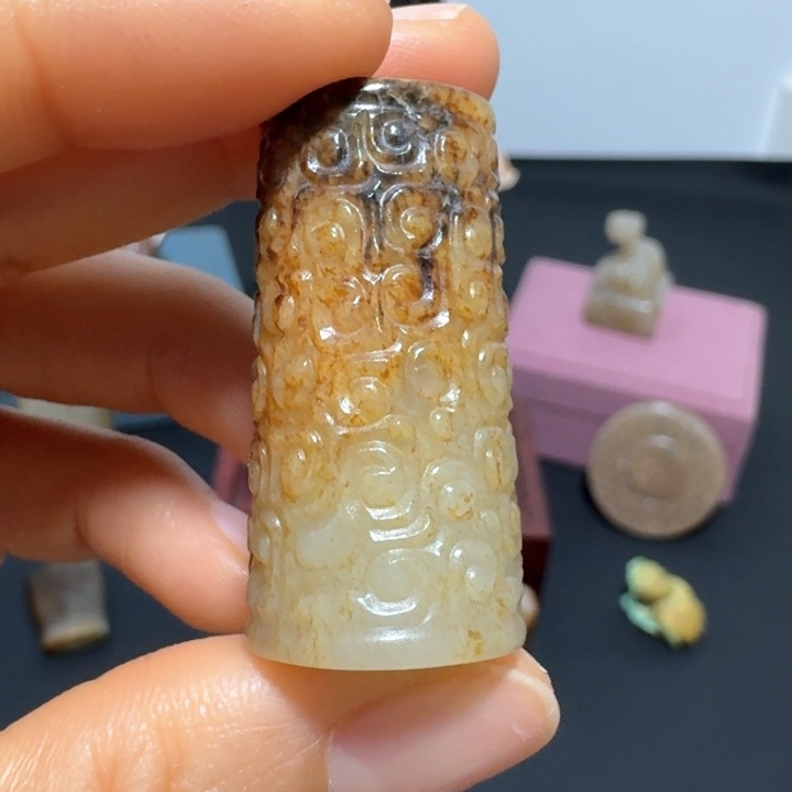 和田玉颈饰未镶嵌乌****拉