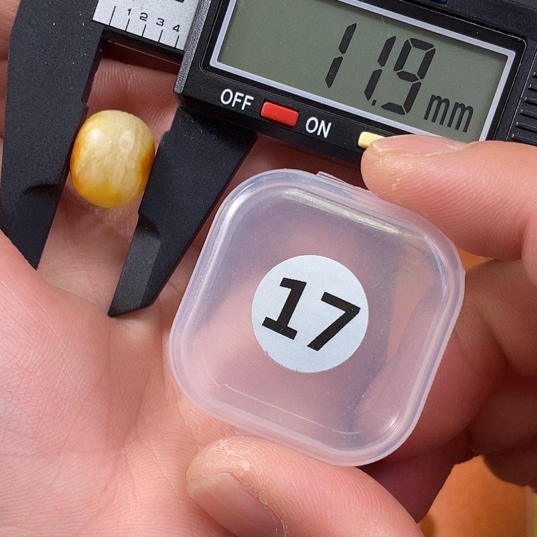 琥珀裸石未镶嵌微瑕