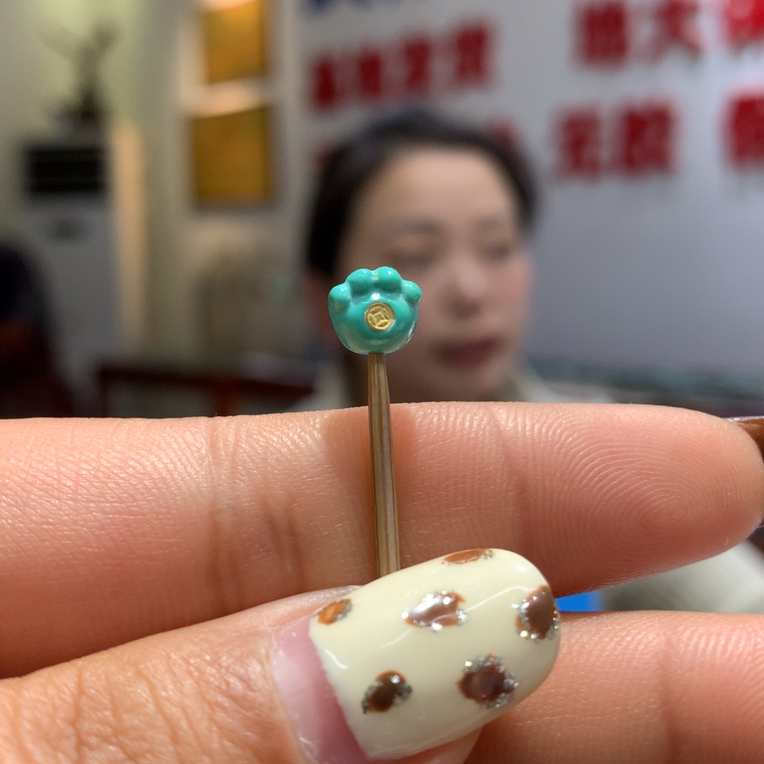 绿松石配饰未镶嵌