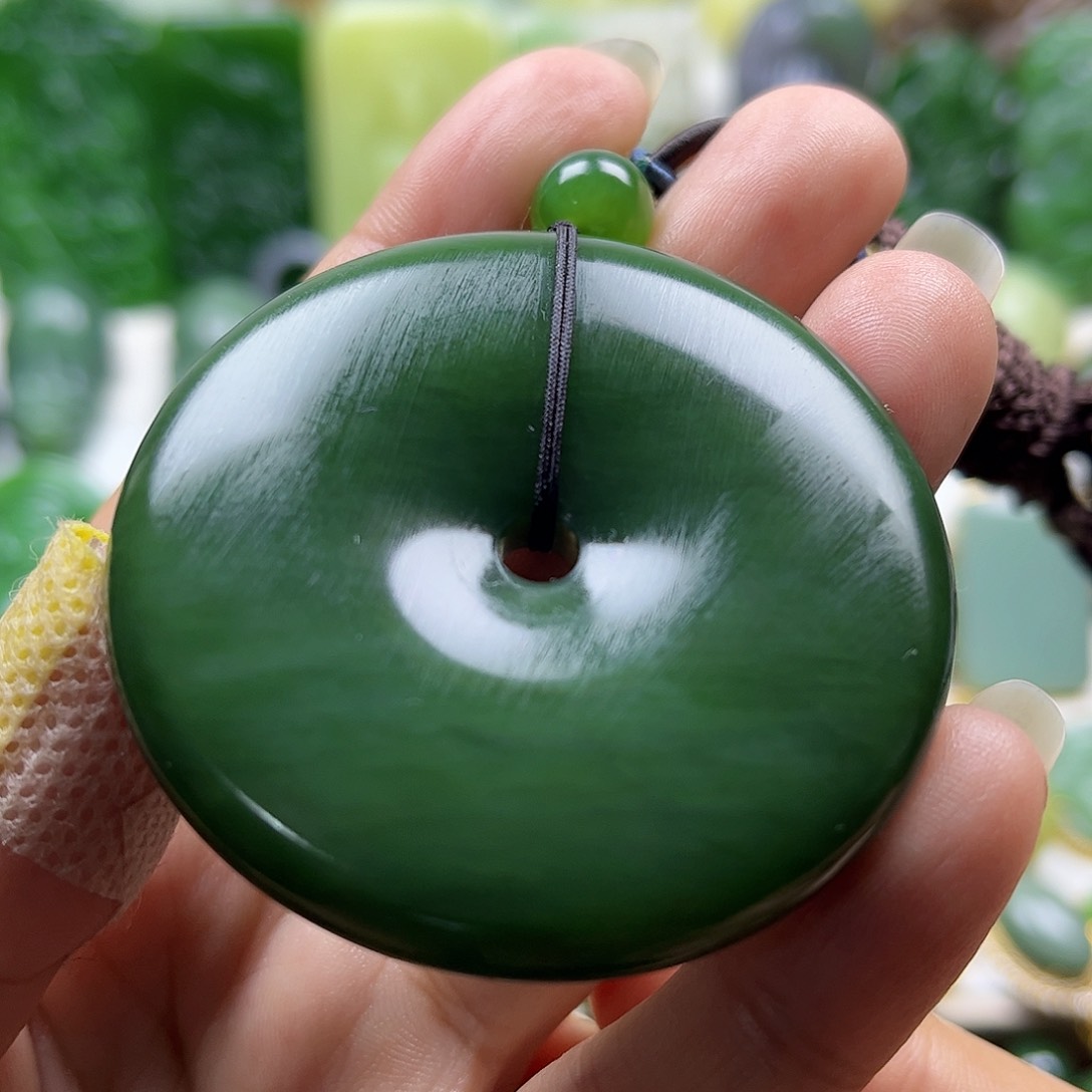 和田玉吊坠 未镶嵌