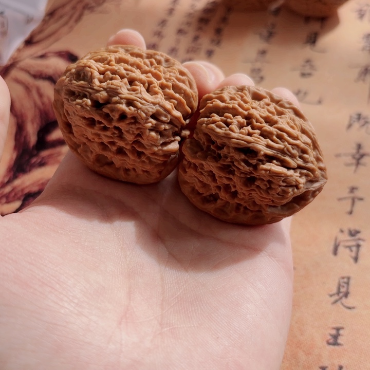 文玩核桃吊坠41.5拉丝凹底拉丝南疆石