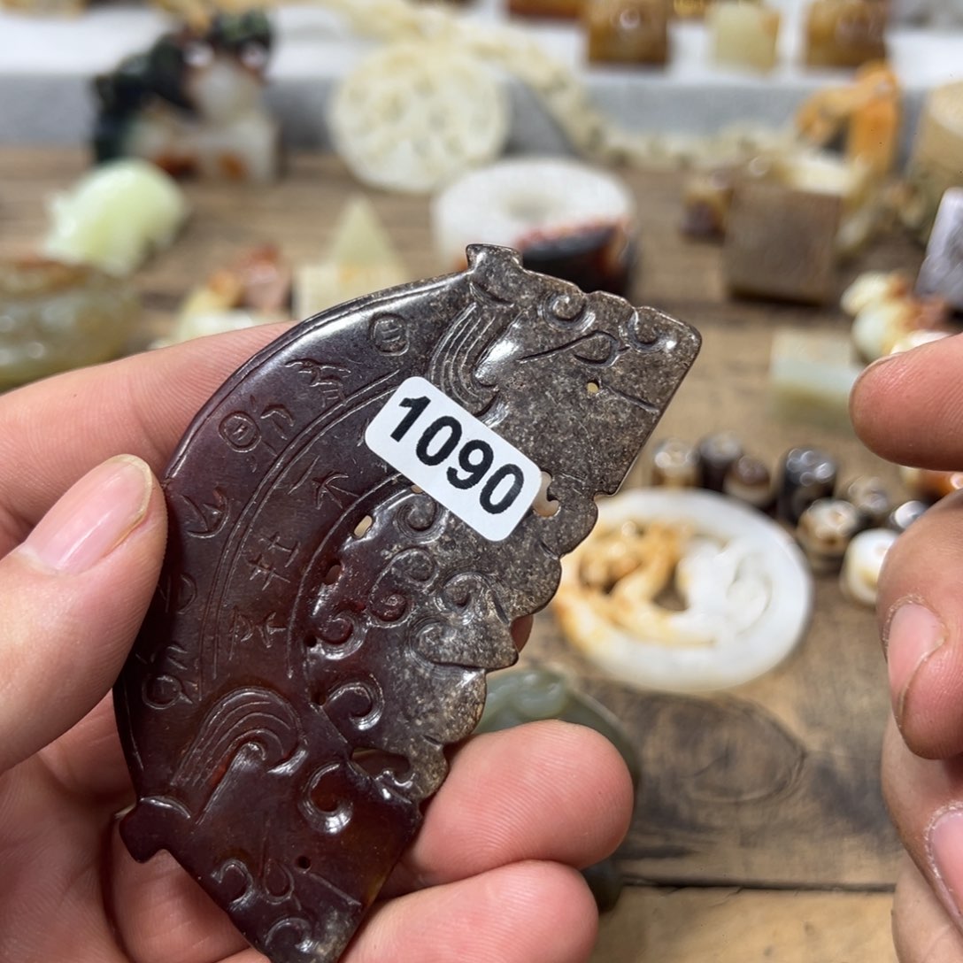 杯谁****！新号开播一漏到底