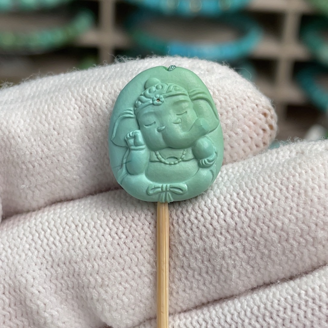 绿松石未镶嵌象宝牌子1