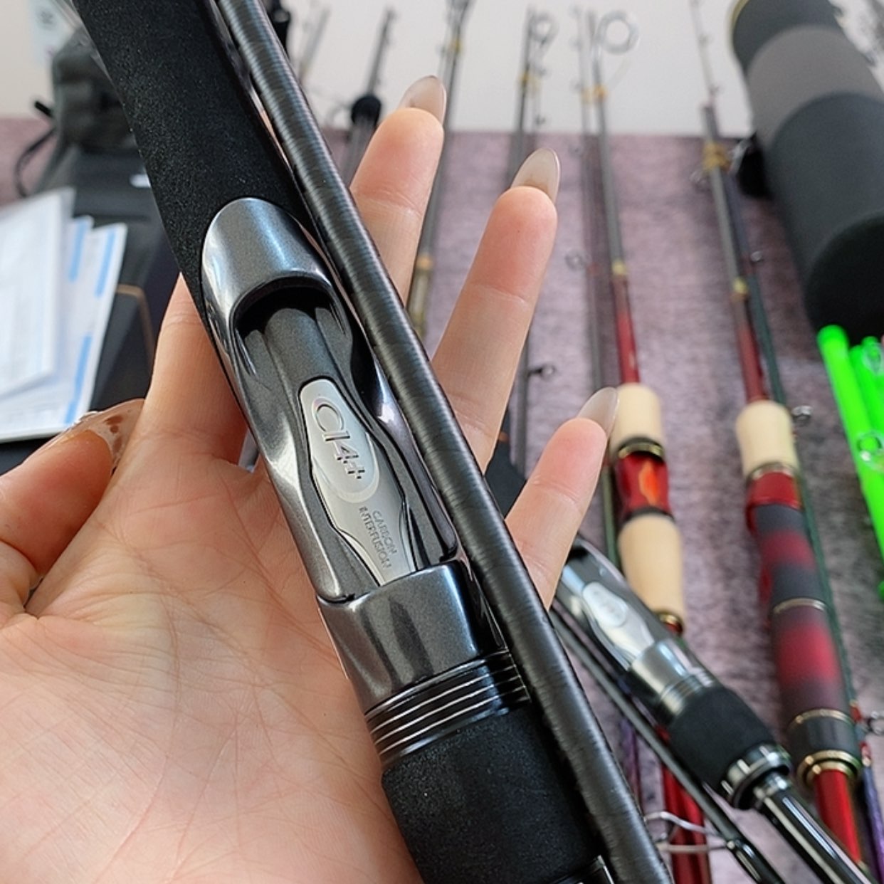 【闪购商品】1.8m以下碳素远**飞露娜米斯