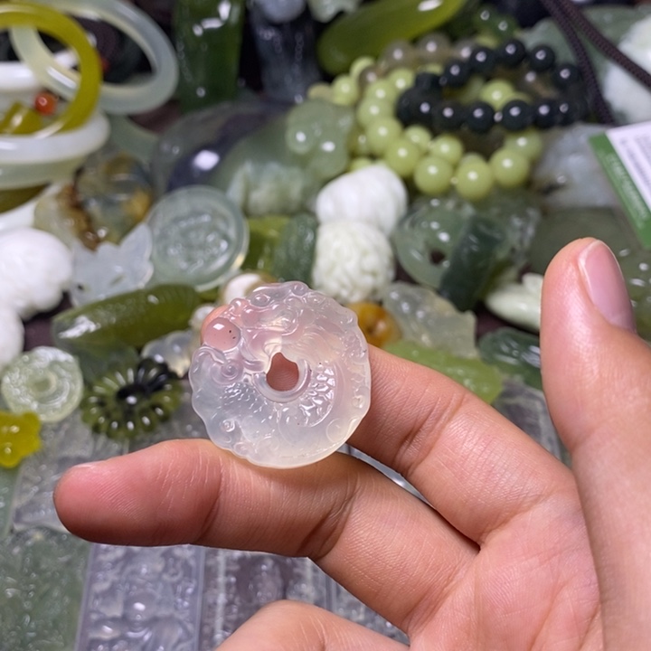 岫玉天然岫玉挂件未镶嵌