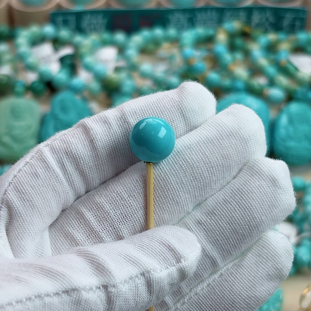 绿松石未镶嵌珠宝奇石