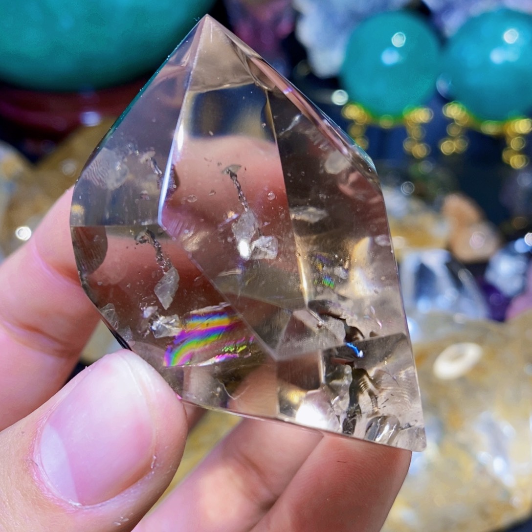 水晶天然彩虹茶水晶随形方解石共生未镶嵌
