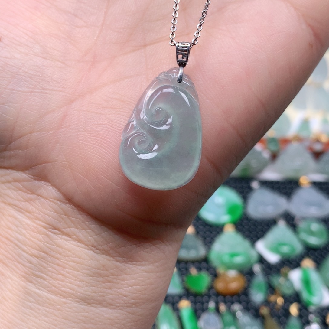 【闪购商品】翡翠吊坠(不含链)18K金镶嵌