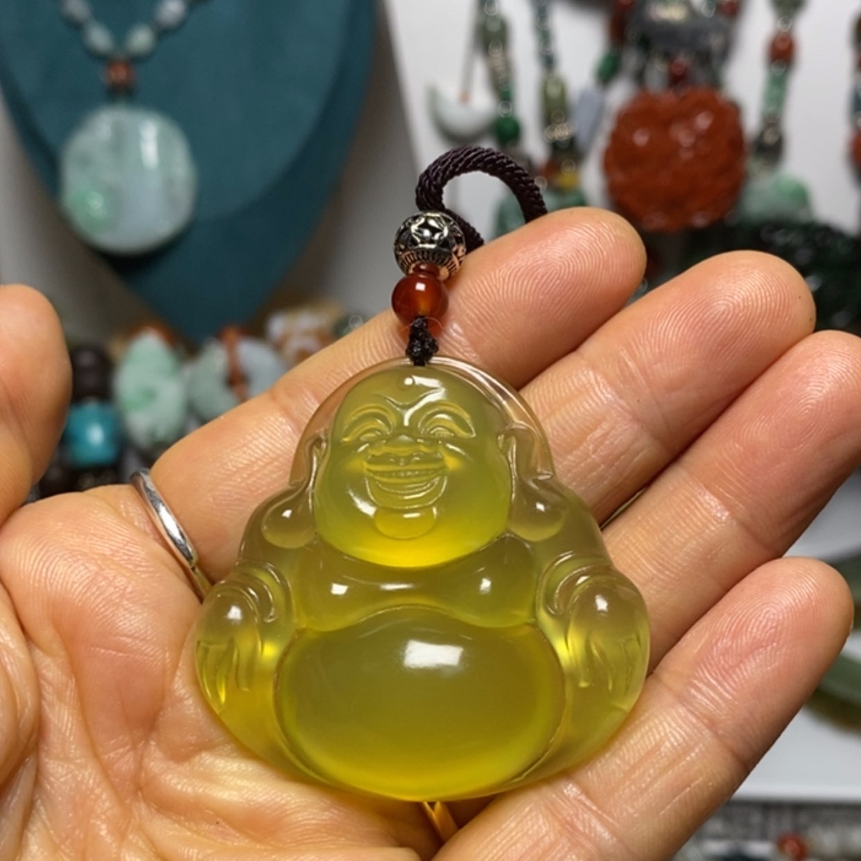 【闪购商品】蛇纹石玉未镶嵌吊坠