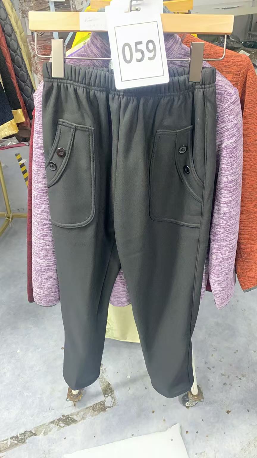 059-老年人保暖裤子加绒加厚中老年宽松秋冬气质