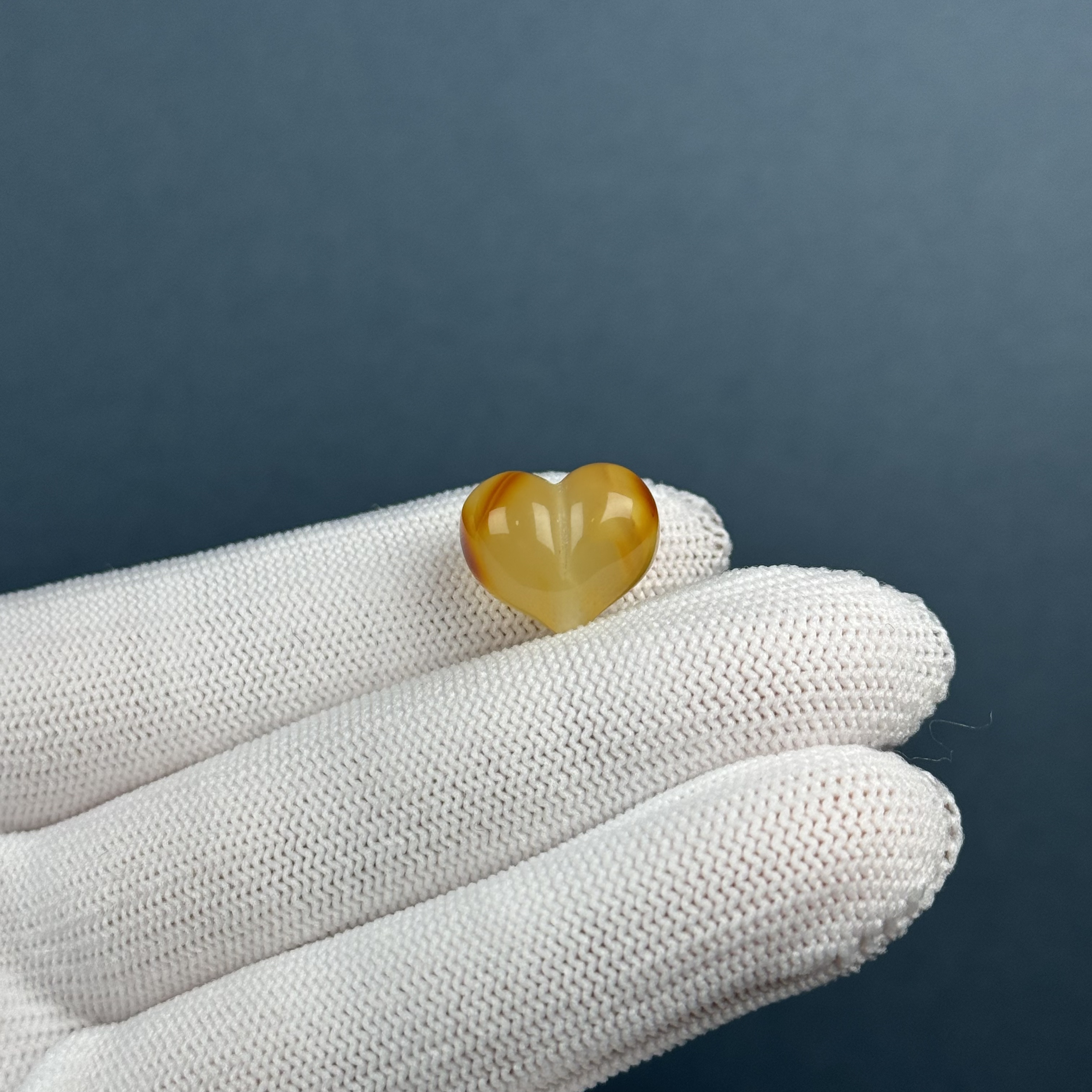 F4558天然原矿蜜蜡 屁桃爱心 15.6*13*10.6mm支持复检假一罚十