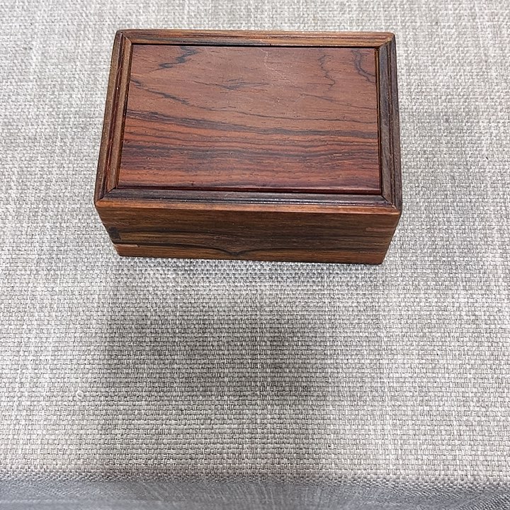 小***、琉璃手工艺品红木工艺品雕刻工艺微暇