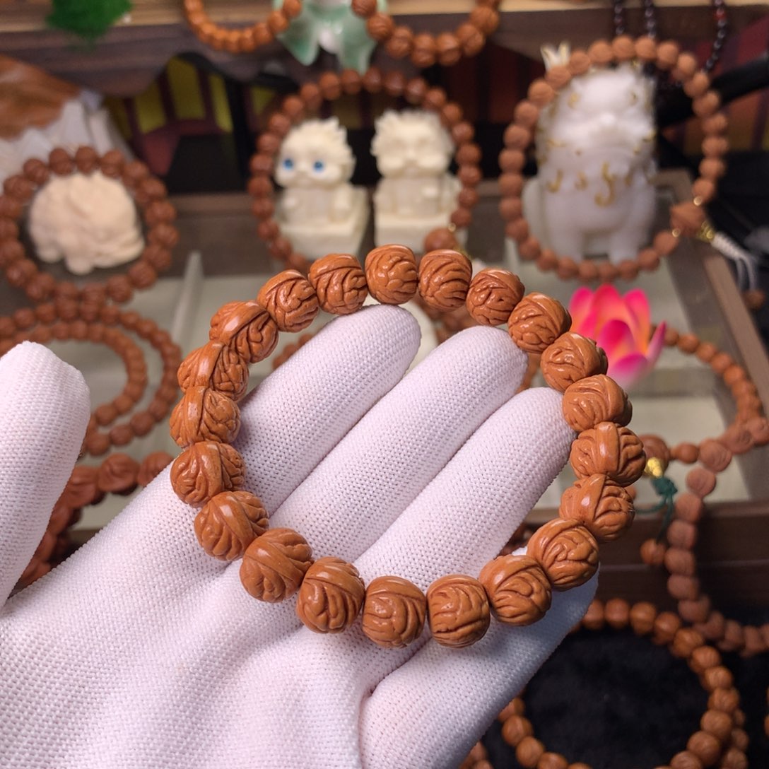 吊坠桃核盘龙爆肚13