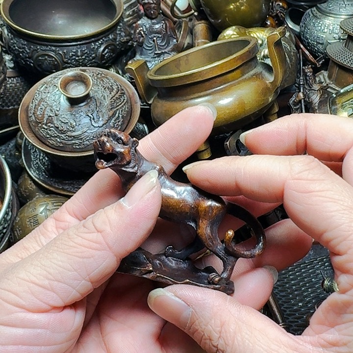 铜器摆件收收藏藏