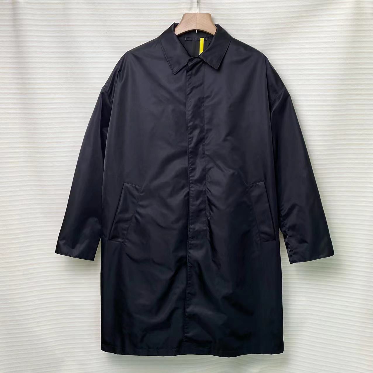 95新 Prada/普拉达 时尚 百搭 休闲 外套/s码/XG-Y18628
