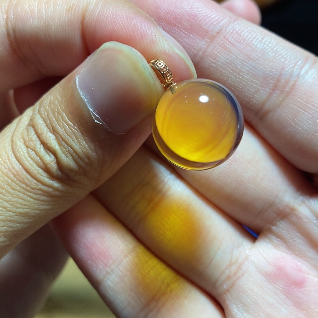 琥珀18K金镶嵌裸石蓝珀卡16mm