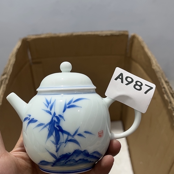 狼***茶具默认微瑕瓷器、茶具、壶、摆件，介意勿拍 