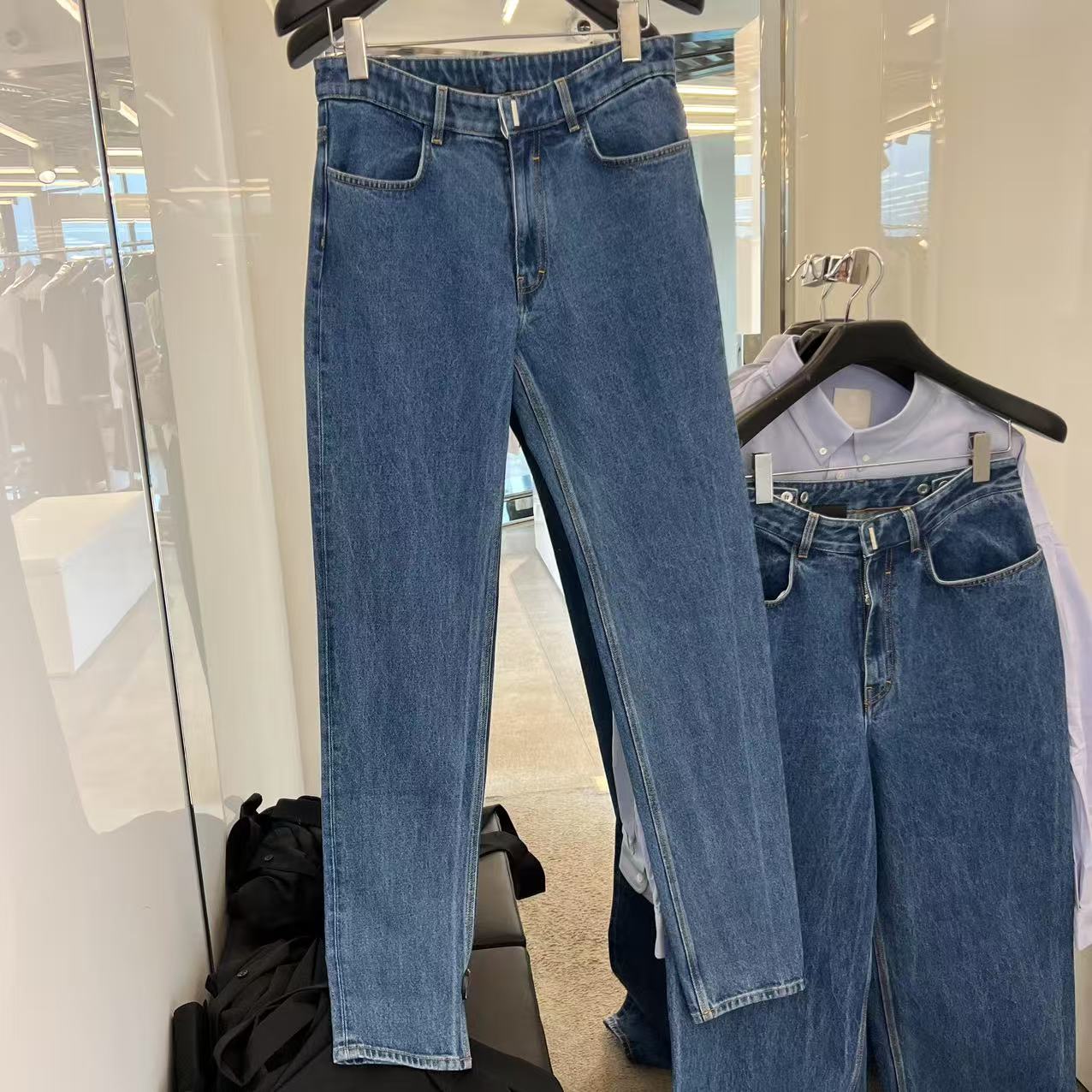 全新未使用 Givenchy/纪梵希 /七七/牛仔裤