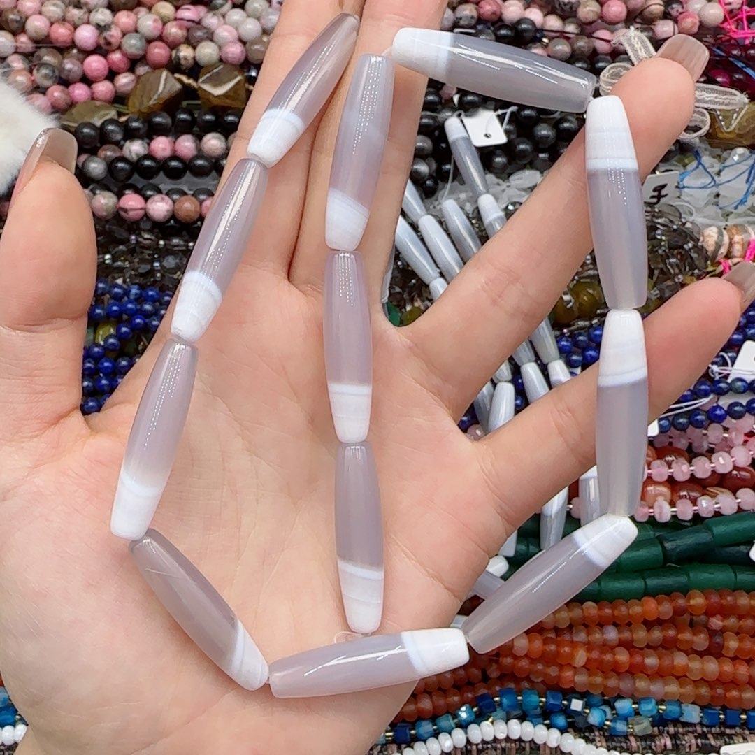 玛瑙/玉髓未镶嵌珠宝半成品天然巴西玛瑙勒子一条8×33