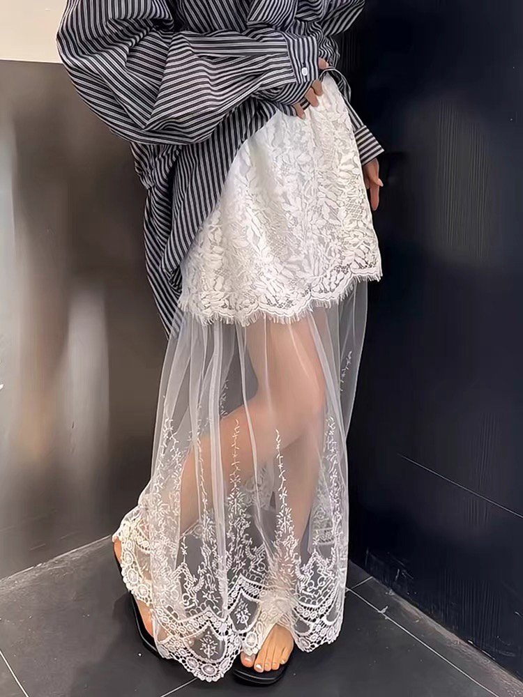 镂空瑞丽风打底中腰半身裙纱网防走光拼接蕾丝显瘦性感洋气