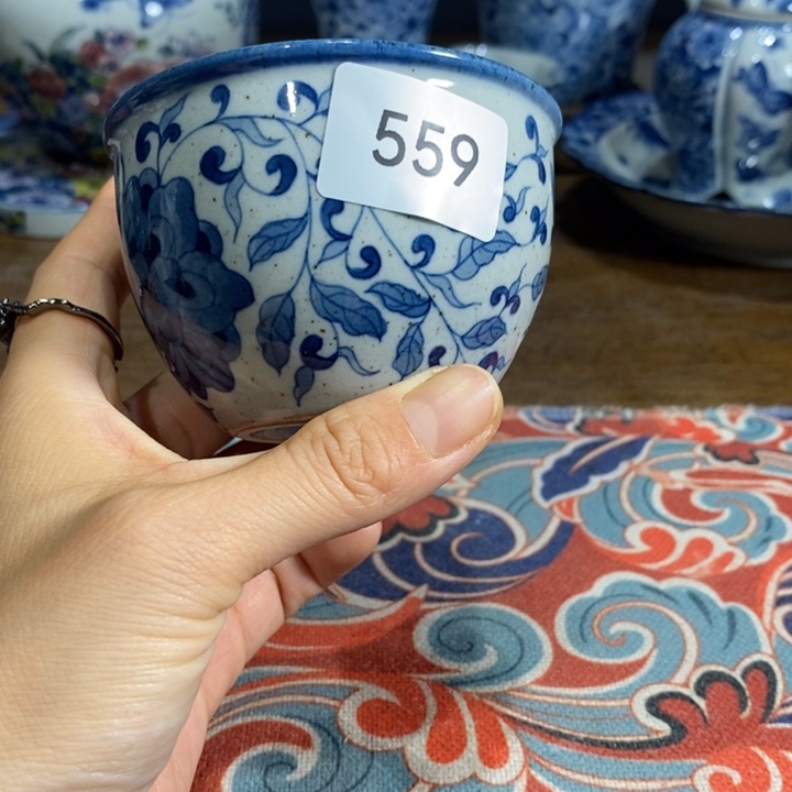 青花瓷景德镇手绘缠枝莲茶杯