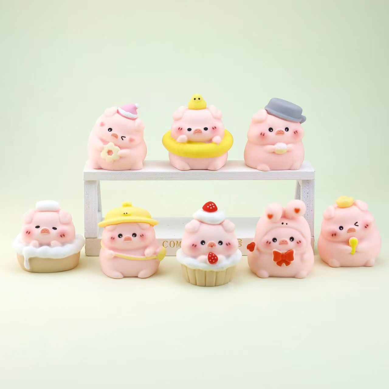 （一套8个）食玩蛋糕小猪，手工diy树脂饰品配件