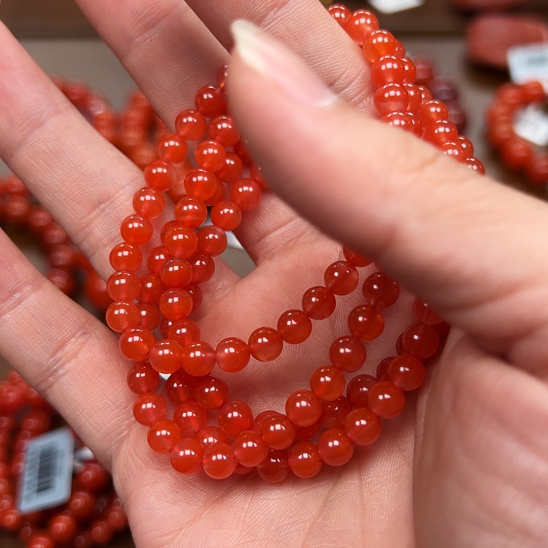 南红玛瑙未镶嵌手镯